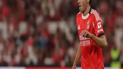 北京冠军征程遇阻，强敌现身显锋芒！